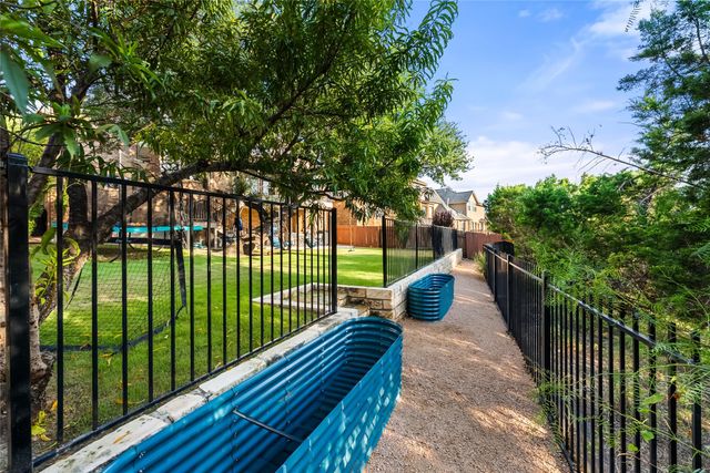 220 Mediterra PT, Austin, TX 78732