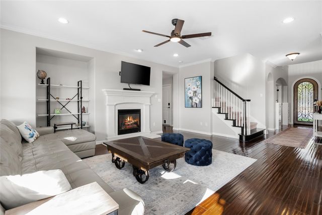 220 Mediterra PT, Austin, TX 78732