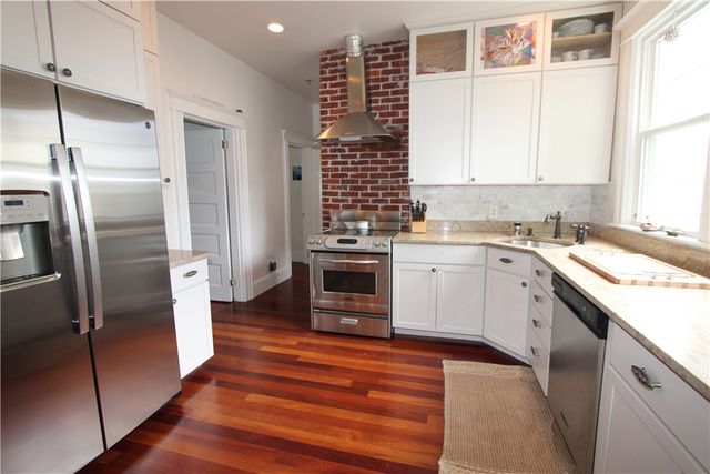20 Fenner Avenue 1, Newport, RI 02840