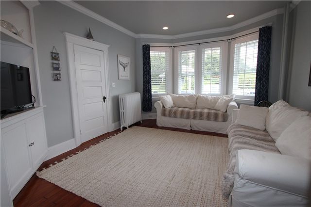 20 Fenner Avenue 1, Newport, RI 02840