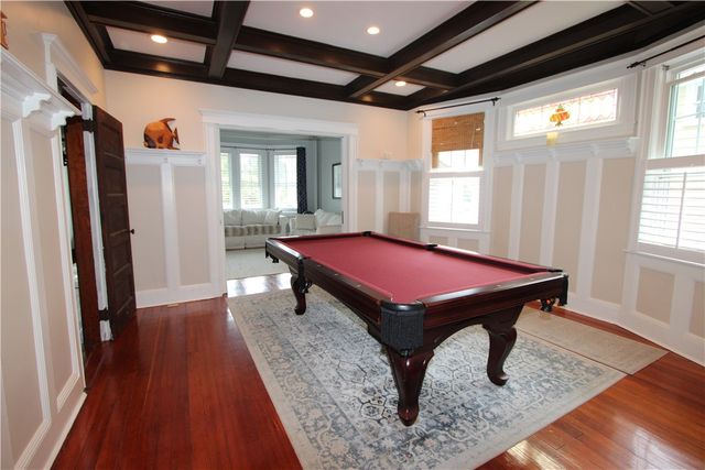 20 Fenner Avenue 1, Newport, RI 02840