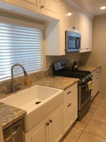 2568 Violet St, San Diego, CA 92105