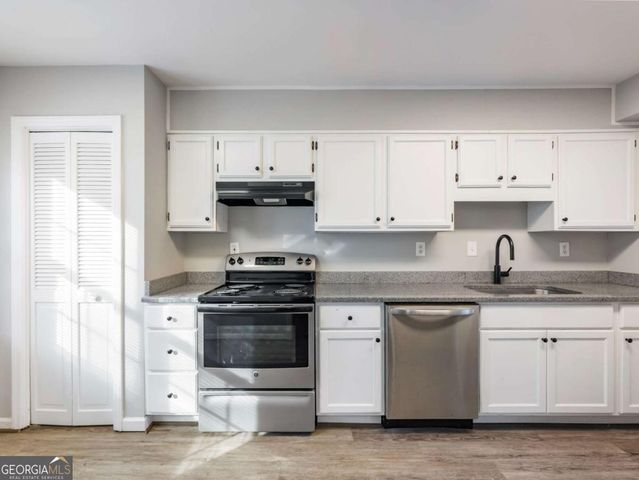 6500 Gaines Ferry Road A2, Flowery Branch, GA 30542