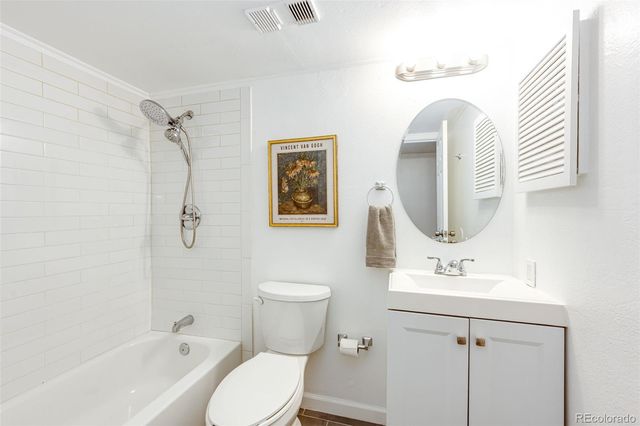 4400 S Quebec Street 104W, Denver, CO 80237