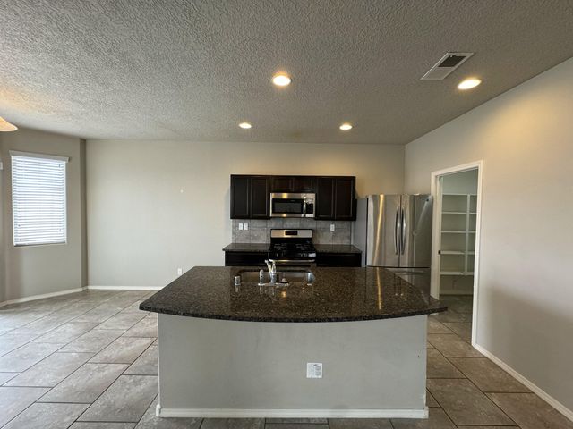 3845 Havasu Falls Street NE, Rio Rancho, NM 87144