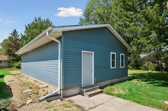 14 Pine Drive, Circle Pines, MN 55014