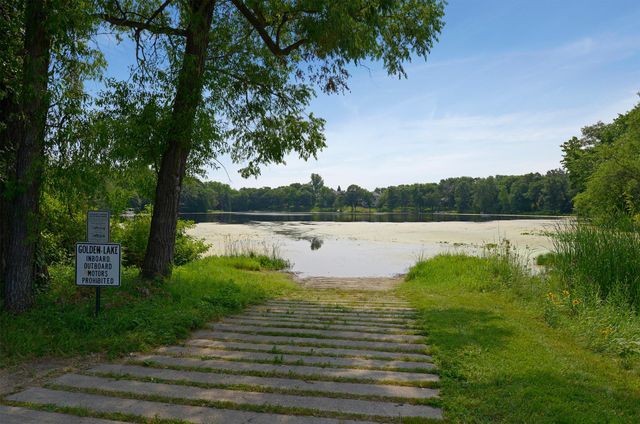 14 Pine Drive, Circle Pines, MN 55014