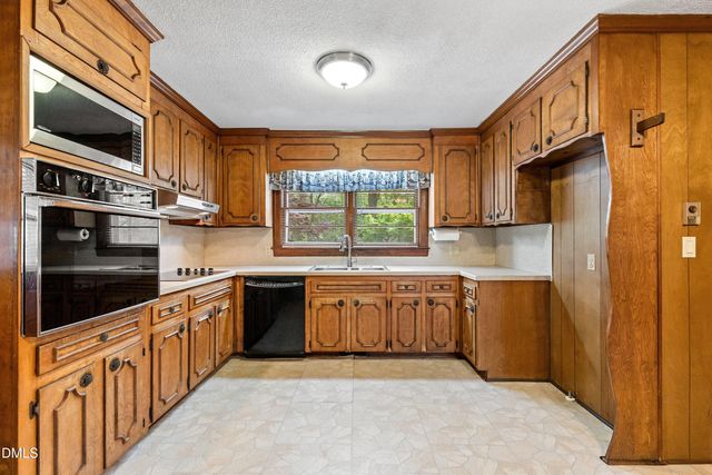 8413 Fayetteville Road 14, Raleigh, NC 27603