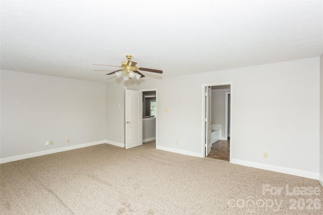 5525 Hammermill Drive, Harrisburg, NC 28075
