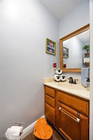 1080 Stratford Street, Barberton, OH 44203