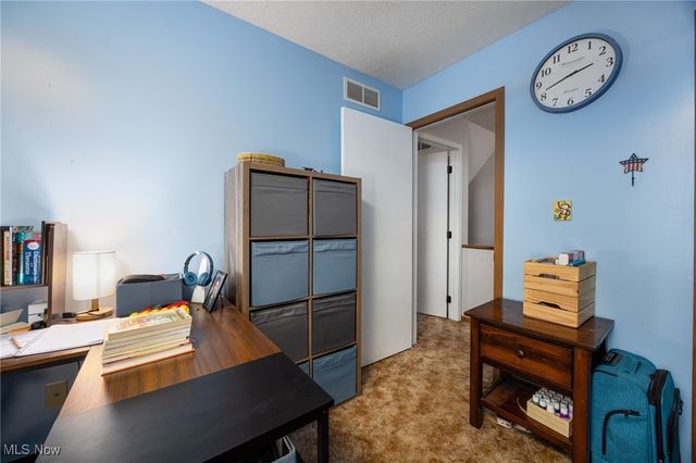 1080 Stratford Street, Barberton, OH 44203