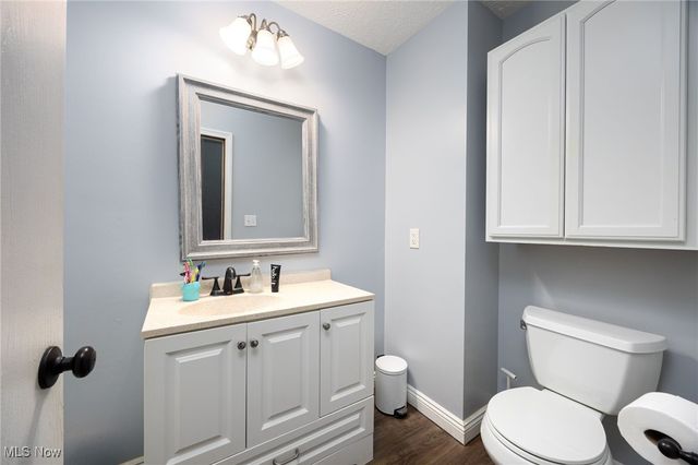 1080 Stratford Street, Barberton, OH 44203