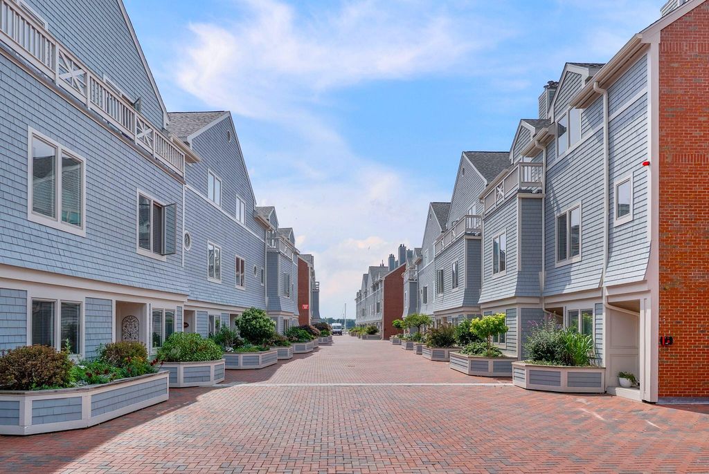 512 Chandlers Wharf 512, Portland, ME 04101 — photo 3