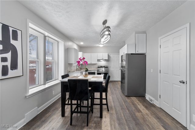 1133 Bellows Street, Akron, OH 44301