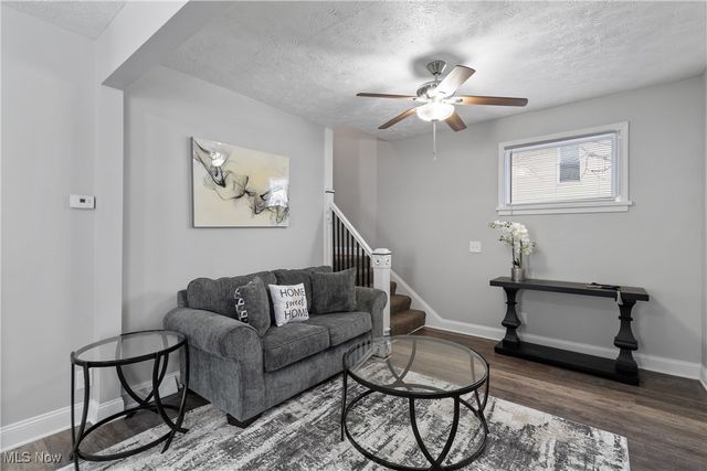 1133 Bellows Street, Akron, OH 44301