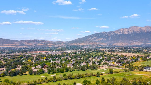 10354 N HIDDEN OAK DR, Highland, UT 84003