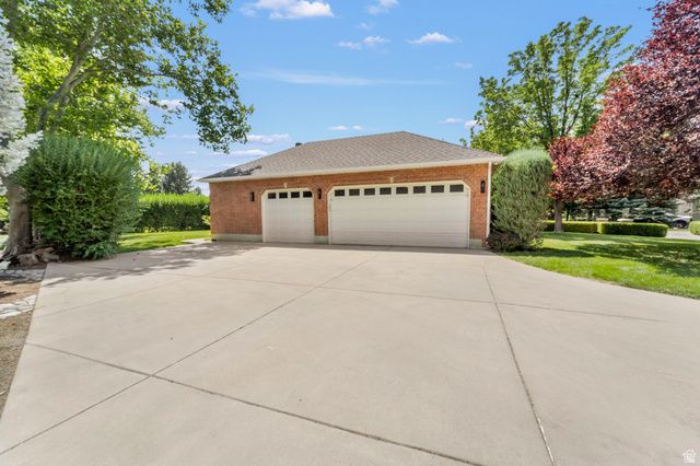10354 N HIDDEN OAK DR, Highland, UT 84003