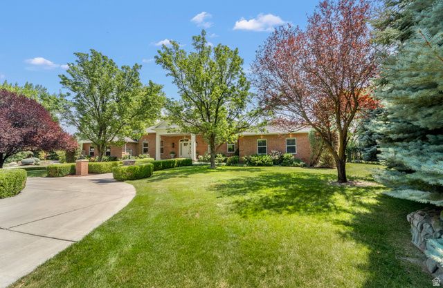 10354 N HIDDEN OAK DR, Highland, UT 84003