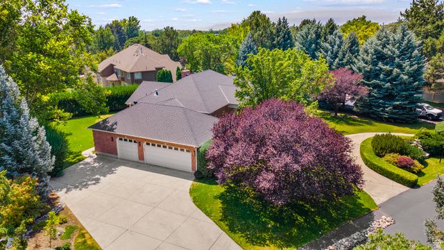 10354 N HIDDEN OAK DR, Highland, UT 84003