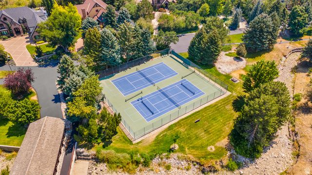 10354 N HIDDEN OAK DR, Highland, UT 84003