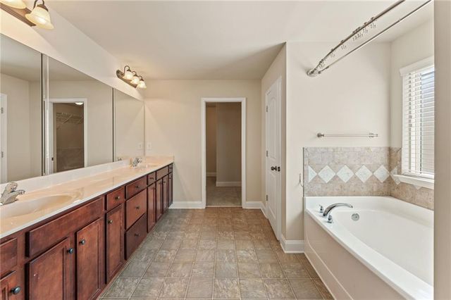 5347 Blossom Brook Drive, Sugar Hill, GA 30518