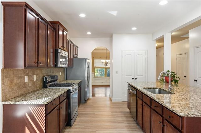 5347 Blossom Brook Drive, Sugar Hill, GA 30518