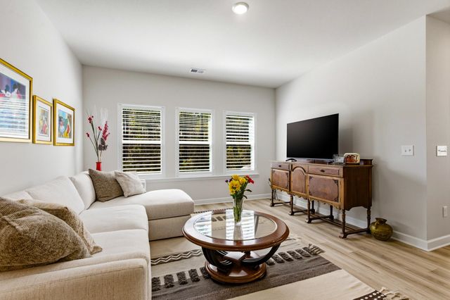 834 Sandy Side Dr., Little River, SC 29566