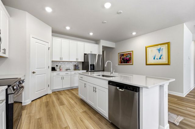 834 Sandy Side Dr., Little River, SC 29566