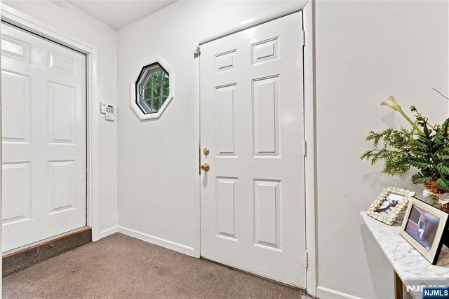 18 Druid Hill Drive, Par-troy Hills Twp., NJ 07054