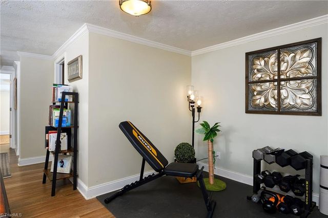 3740 Yadkinville Road, Winston-salem, NC 27106