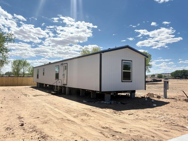 1179 Los Tulipanes Drive SE, Los Lunas, NM 87031