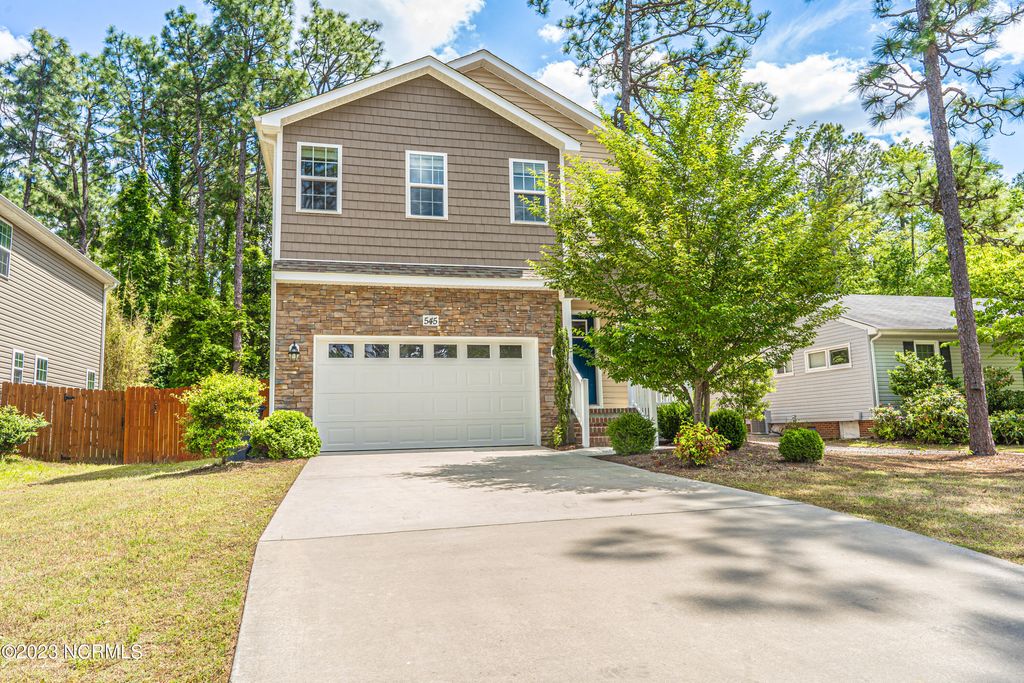 545 N Saylor Street, Southern Pines, NC 28387