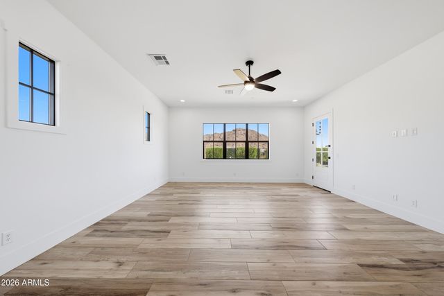 21390 W SAGE HILL Road, Buckeye, AZ 85396