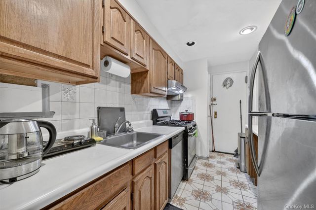 5 Fordham Hill Oval 9F, Bronx, NY 10468