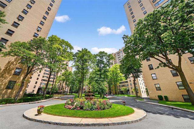 5 Fordham Hill Oval 9F, Bronx, NY 10468