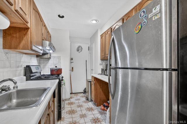 5 Fordham Hill Oval 9F, Bronx, NY 10468