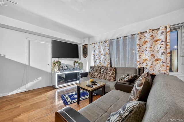 5 Fordham Hill Oval 9F, Bronx, NY 10468