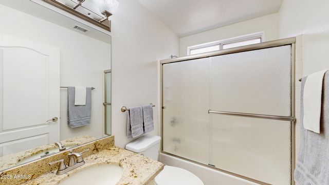 10881 W Oraibi Drive, Peoria, AZ 85373