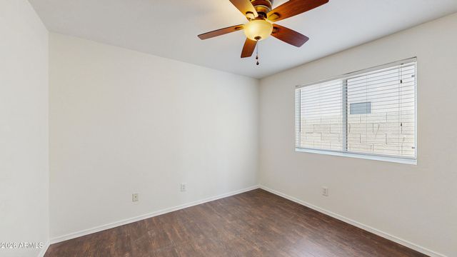 10881 W Oraibi Drive, Peoria, AZ 85373