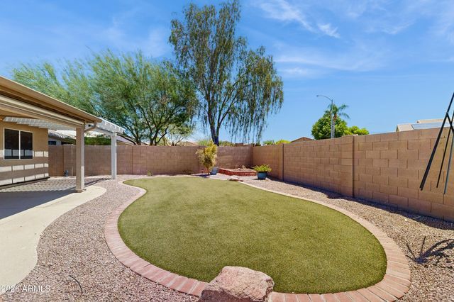 10881 W Oraibi Drive, Peoria, AZ 85373