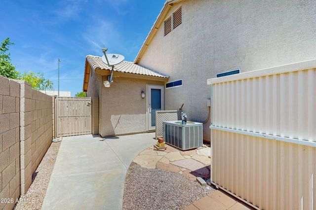 10881 W Oraibi Drive, Peoria, AZ 85373
