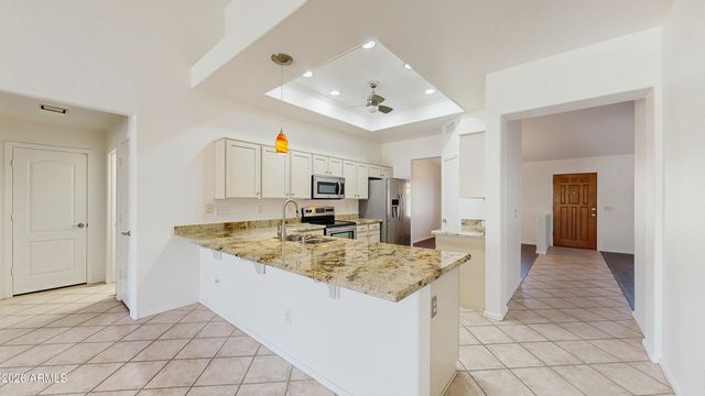 10881 W Oraibi Drive, Peoria, AZ 85373