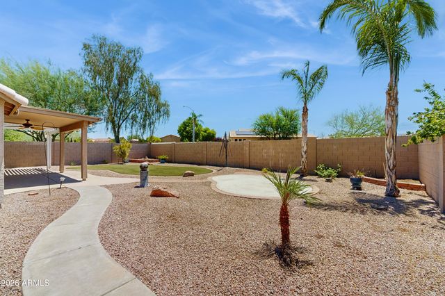 10881 W Oraibi Drive, Peoria, AZ 85373