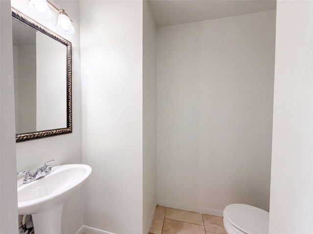 4519 S Ridgewalk Drive, Houston, TX 77053