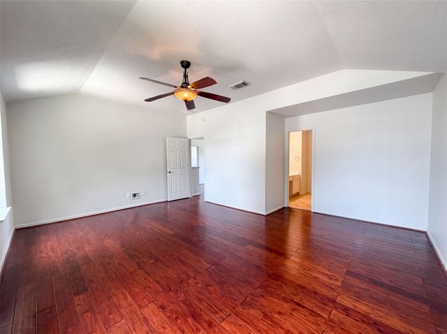 4519 S Ridgewalk Drive, Houston, TX 77053