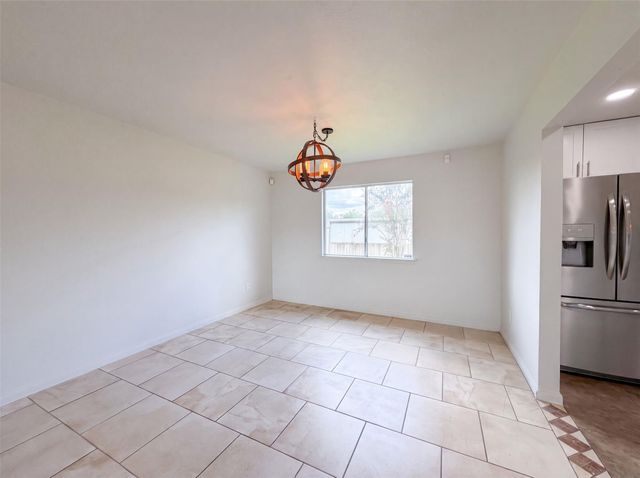 4519 S Ridgewalk Drive, Houston, TX 77053