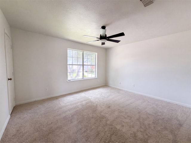 4519 S Ridgewalk Drive, Houston, TX 77053