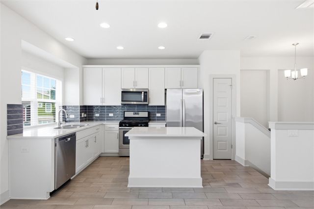 2021 Sharper Mews LN, Austin, TX 78741