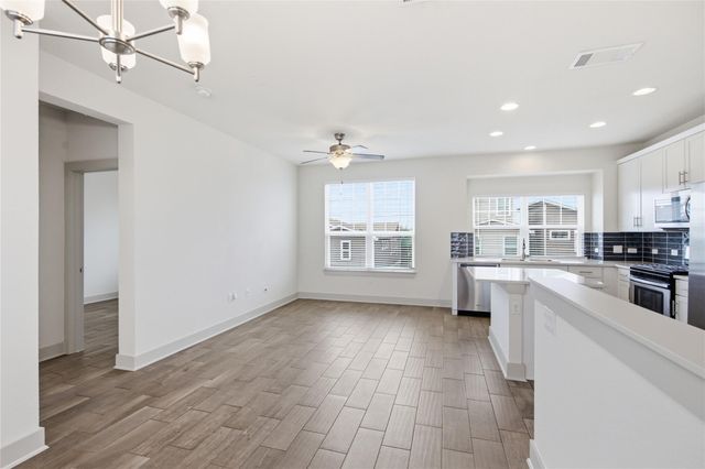 2021 Sharper Mews LN, Austin, TX 78741