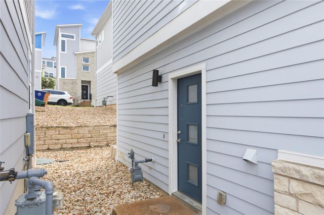 2021 Sharper Mews LN, Austin, TX 78741